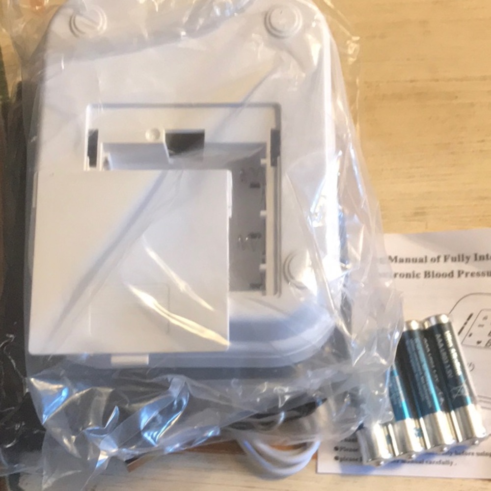 Electronic Blood Pressure Monitor.  Never used - Picture 3 of 6